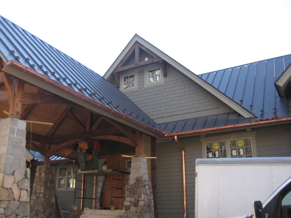 Craftsman Roofing team delivering quality roofing work in Clarks Mill